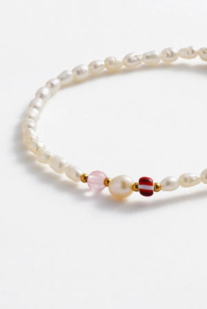 ZAFINO Amber Stretch Bracelet - Blush & Gold Pearl bracelet with gold clasp
