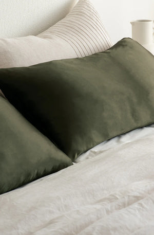 Bianca Lorenne Silk Pillowcase - Olive