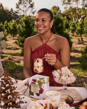 Circa Christmas Candle 300g - Raspberry & Rhubarb