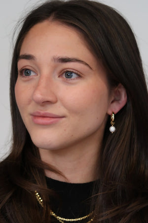 ZAFINO Charlie Mini Hoop - Gold -Pearl Earring