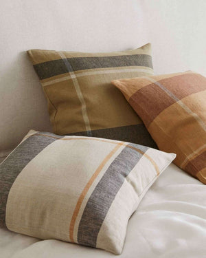 Weave Dante Cushion - Linen