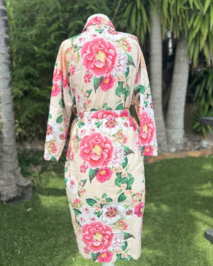 Blazing Daisy Fleur Kimono Robe Sand Floral Print