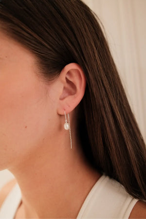 ZAFINO 7375 Talia Thread Pearl Earring - Silver