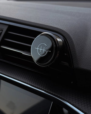 Glasshouse Fragrances car diffuser GF Black with 1 Replacement Scent Disk - Amalfi