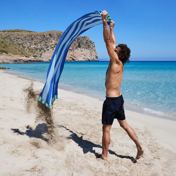 DOCK&BAY Quick Dry Beach Towel - Clubhouse Collection - Blue Sky - XL