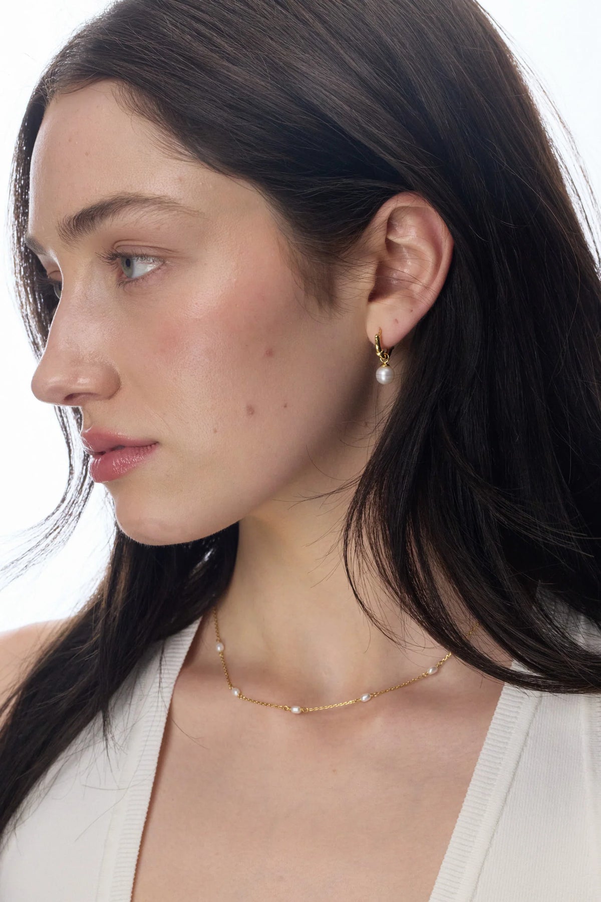 ZAFINO Tessa Pearl Hoop Silver hoop earrings with pearl beads 7789