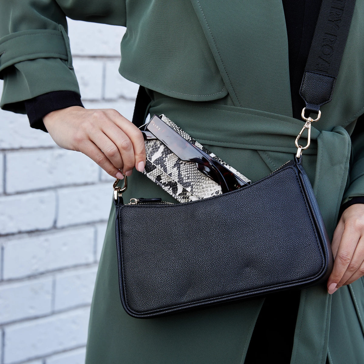 Fox & Leo Glasses Case - Snake