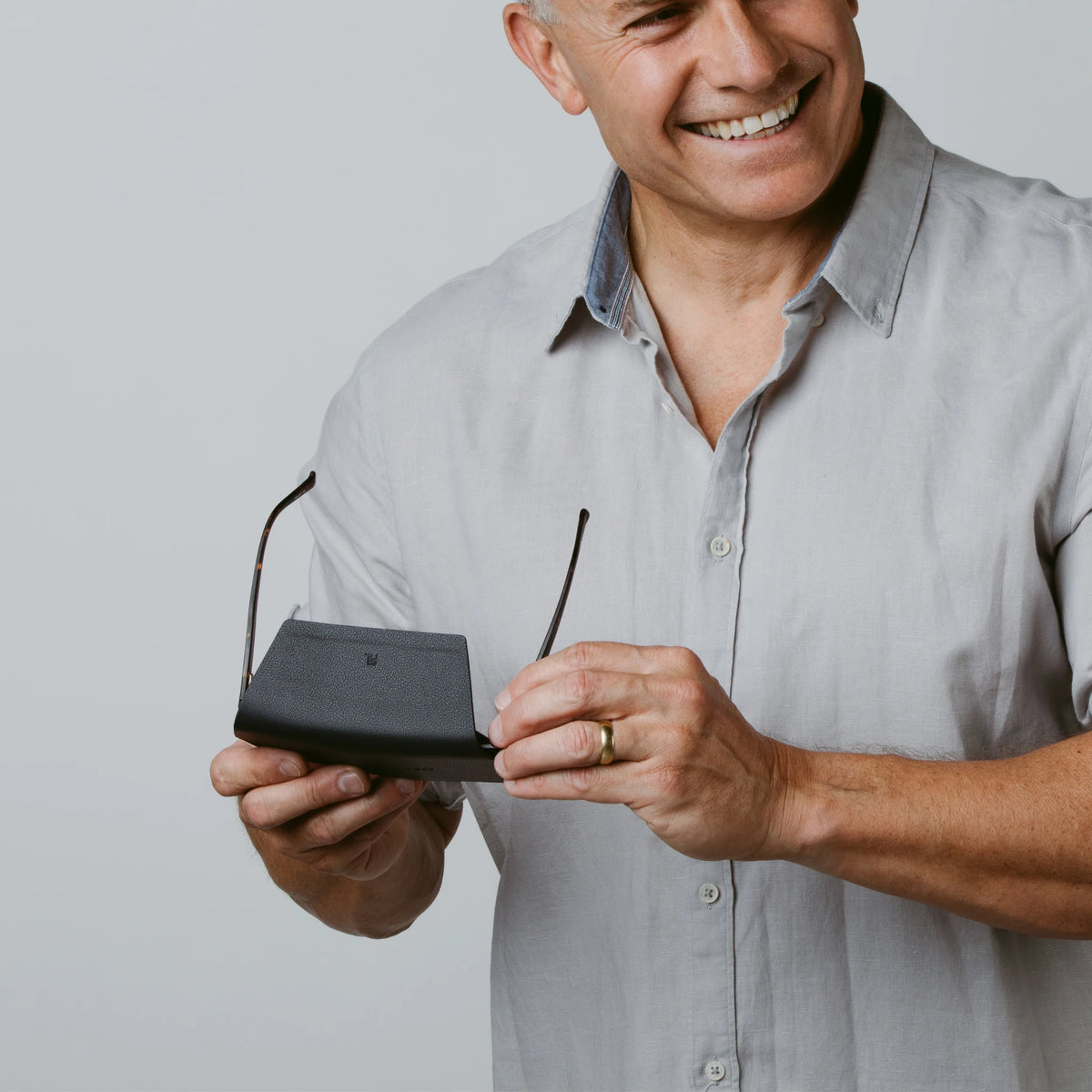 Fox and Leo glasses case - Navy