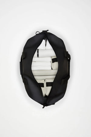 RAINS Hilo Weekend Bag W3 - Raven Silver duffel bag