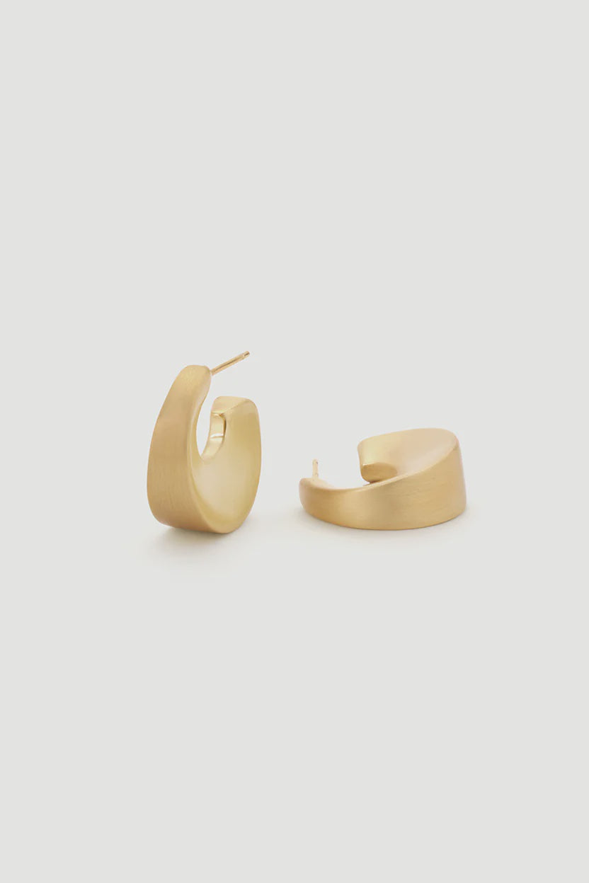 Harper Hoop Brushed Earrings - Gold