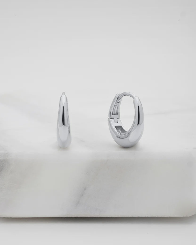 Cleo Hoop Small Essential Earring - Silver
