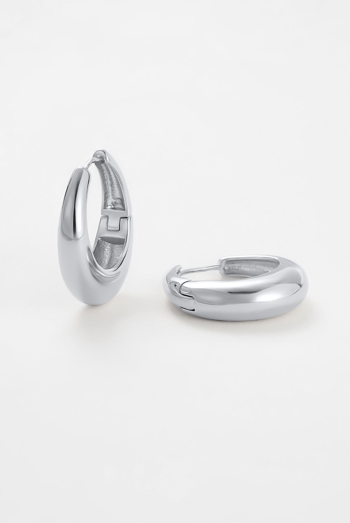ZAFINO Cleo Hoop - Large - Silver - Earrings