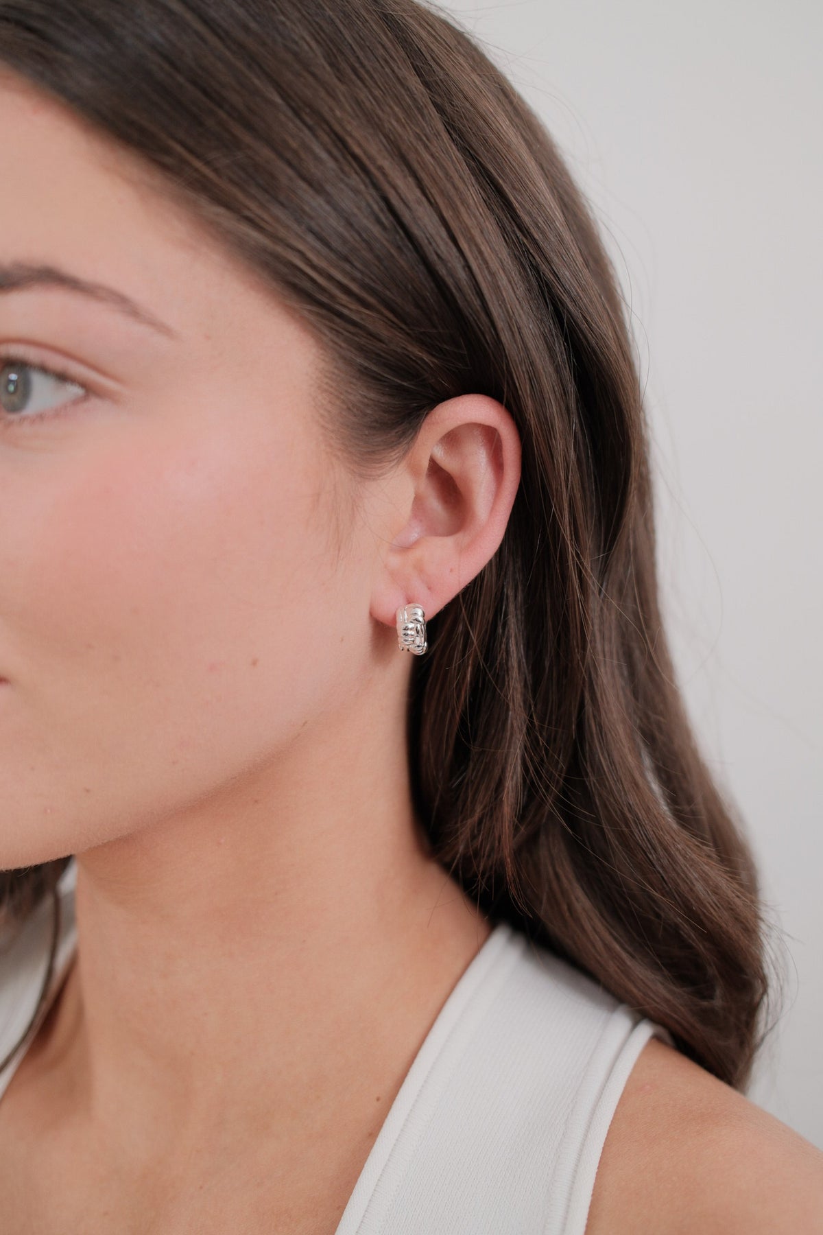 ZAFINO Brielle Huggie - Silver - Earrings