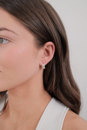 ZAFINO Brielle Huggie - Silver - Earrings