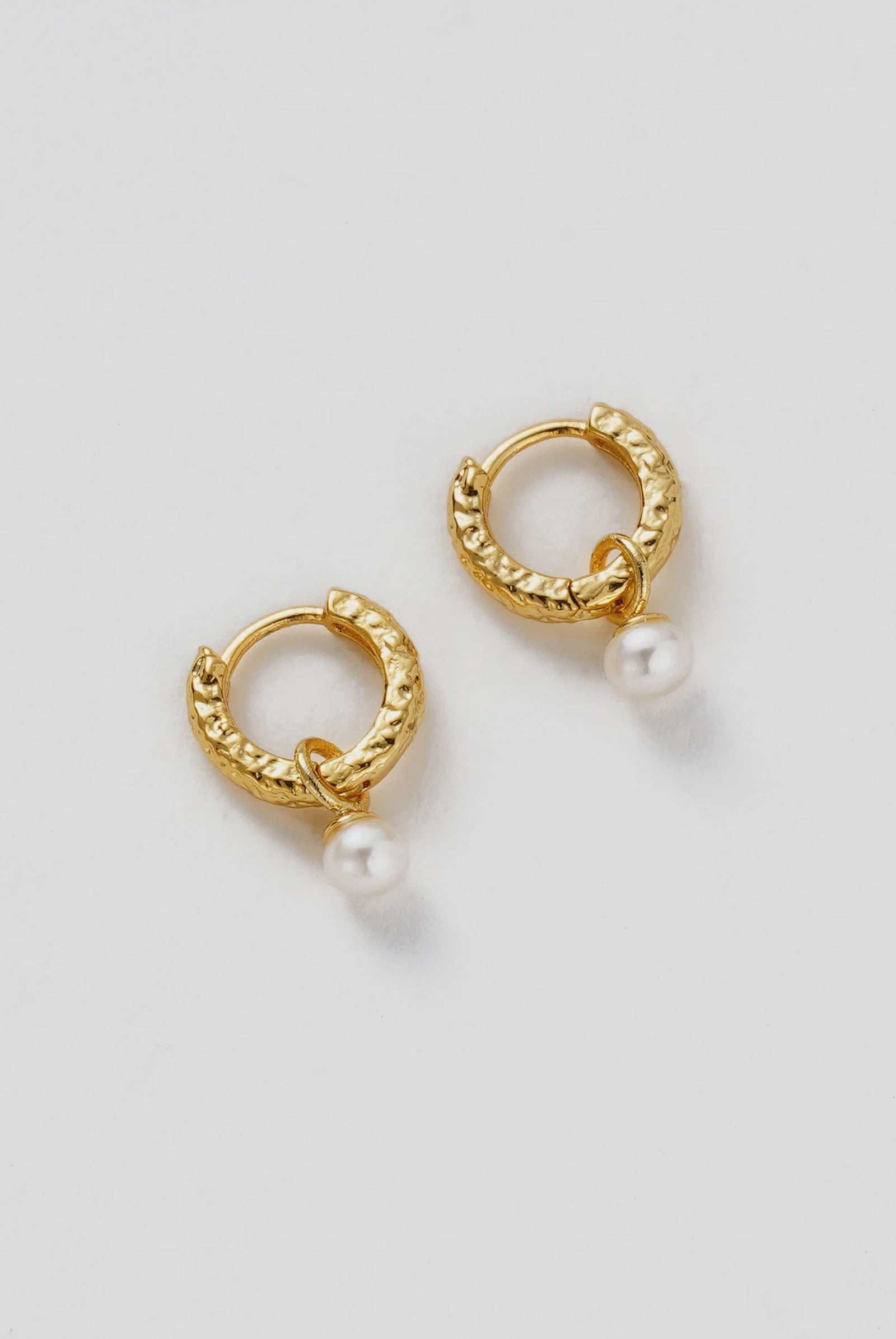 ZAFINO Emery Earring - Pearl Gold hoop earrings with pearl accents 7381