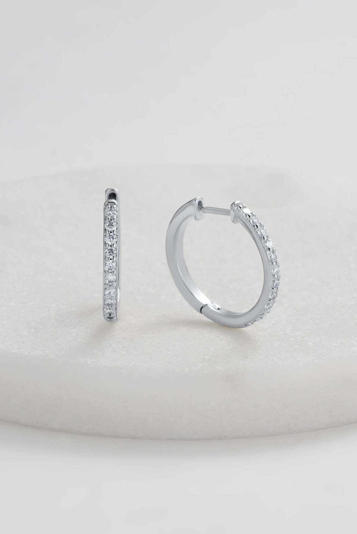 ZAFINO 7433 Catalina Hoop - Silver