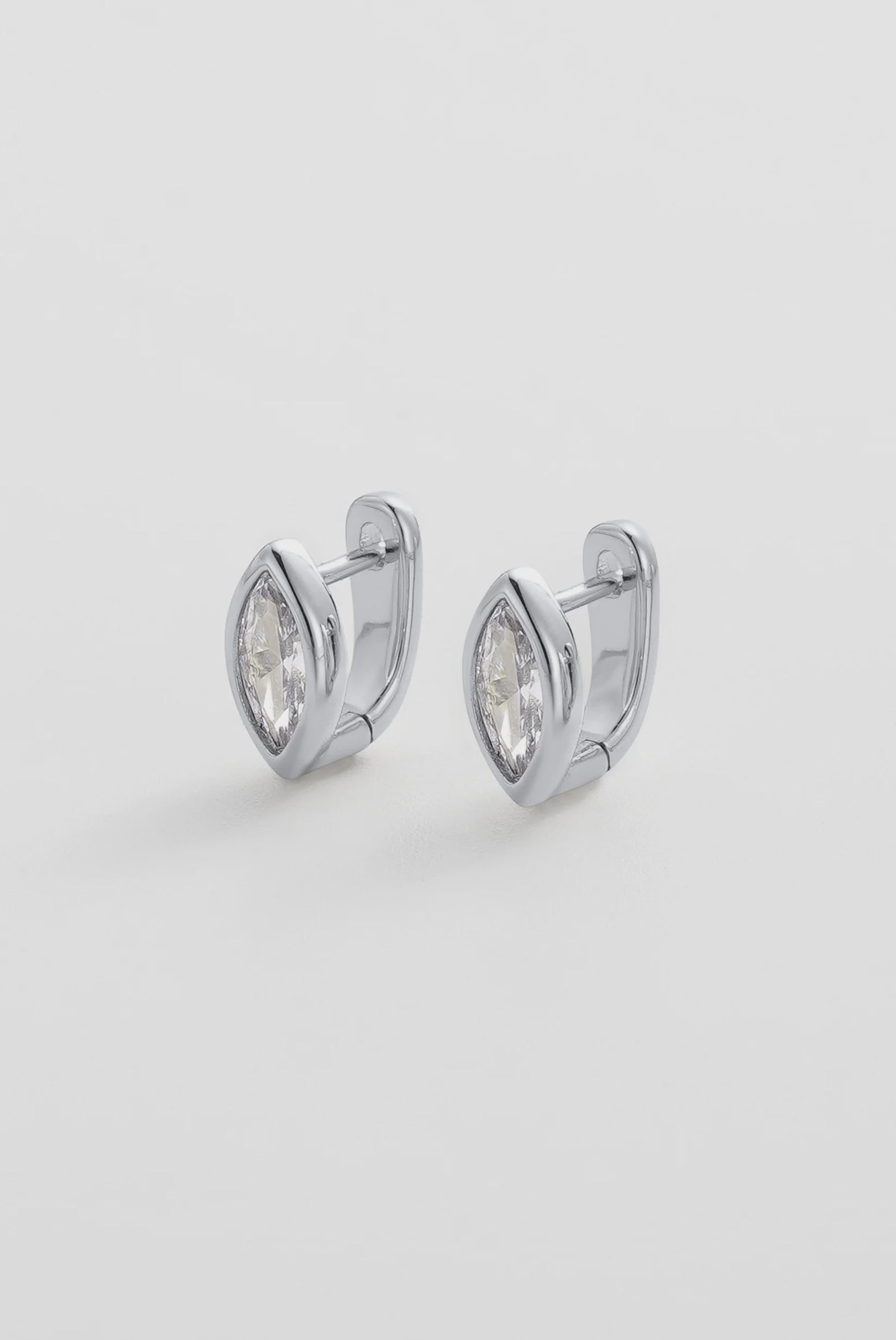 ZAFINO Eden Huggie - Silver 7793