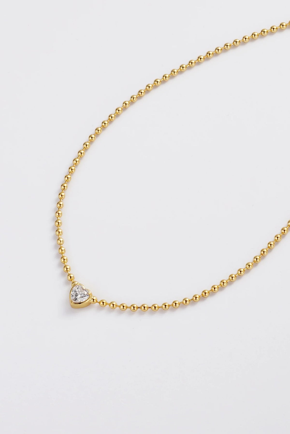 ZAFINO 7842 Amor Necklace Gold beaded necklace with a heart-shaped crystal pendant