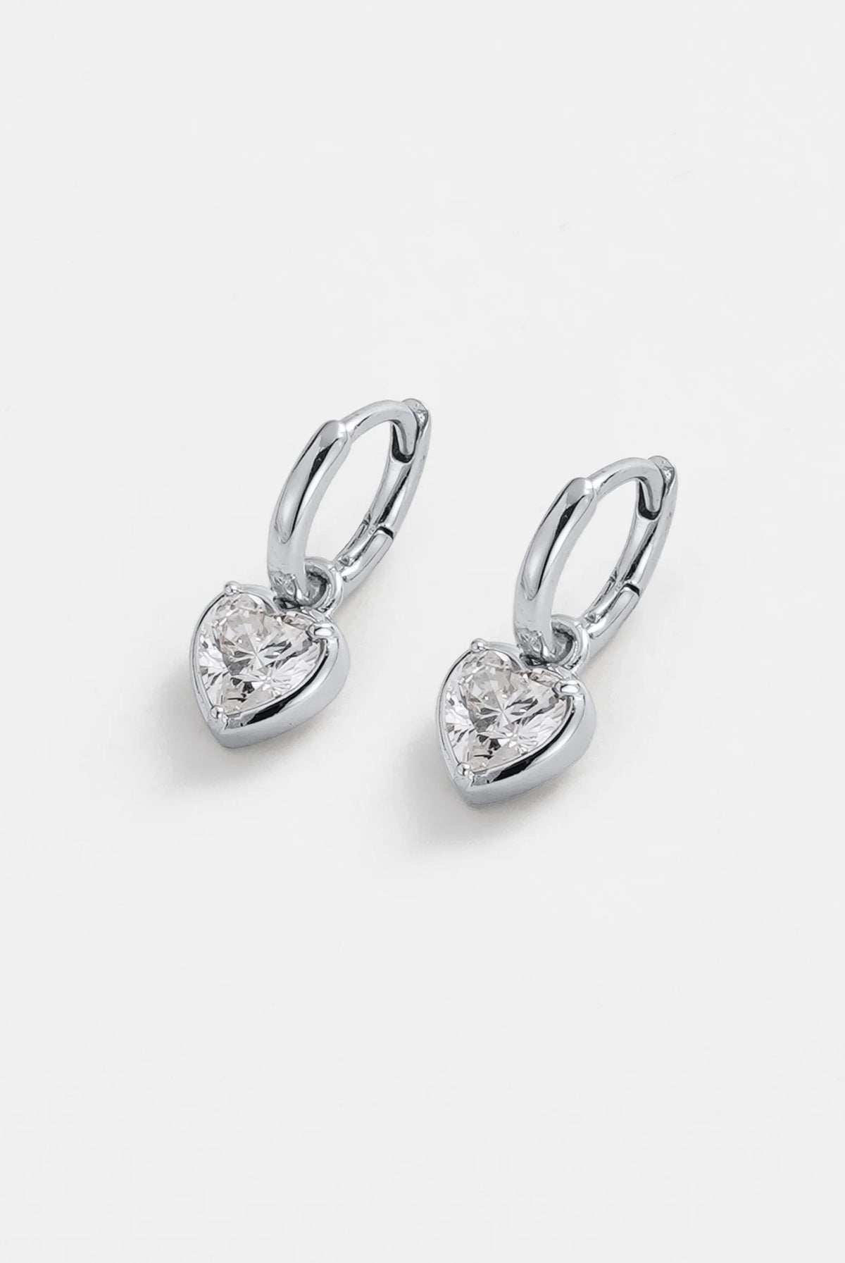 ZAFINO 7845 Amor Earring - Silver Pair of silver heart-shaped earrings