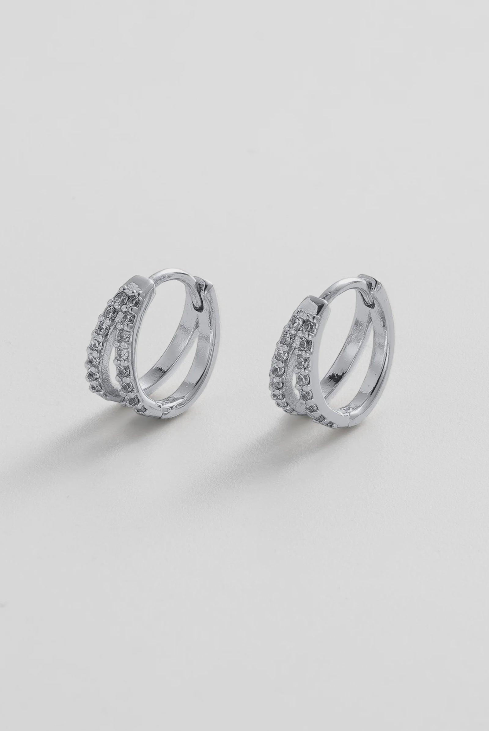 ZAFINO 7856 Celia Huggie - Silver