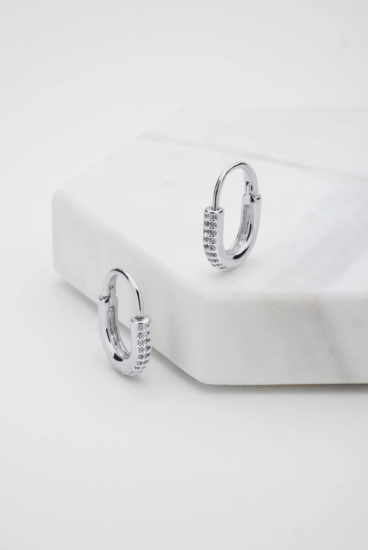 ZAFINO 7431 Phoebe Hoop - Silver