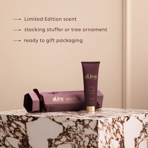 al.ive Hand Cream Cracker SWEET PLUM & BERRIES