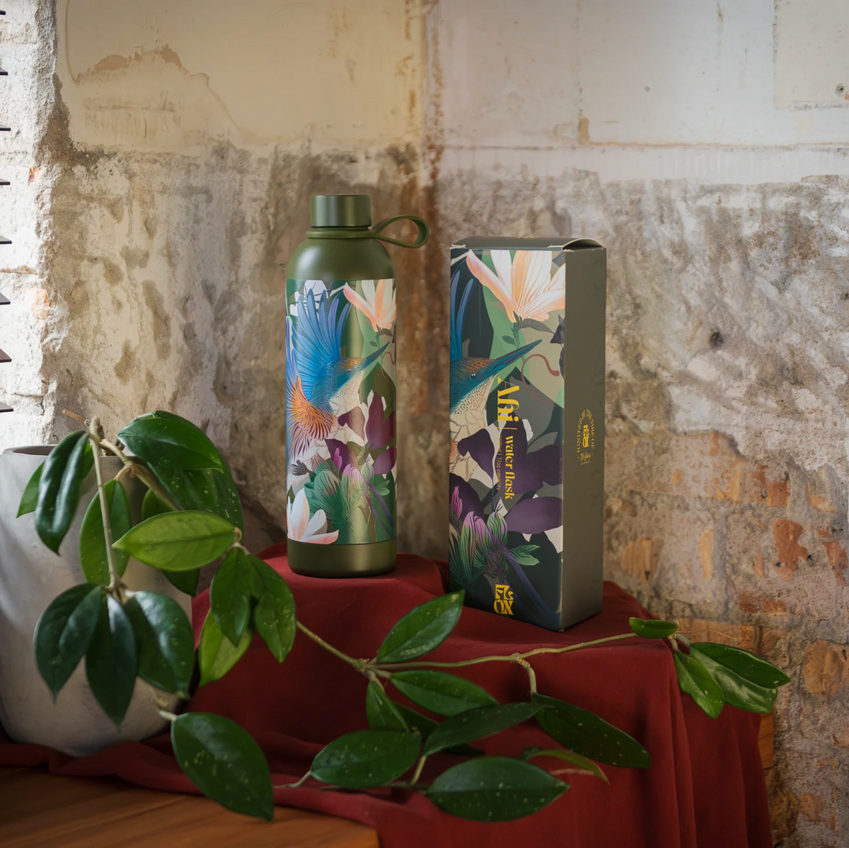 FLOX Ahi Water Flask 700ml Bottle