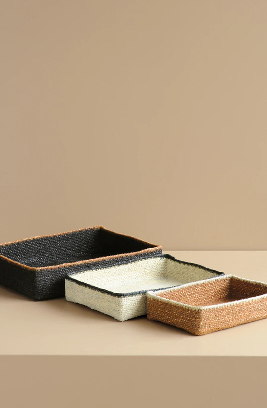 Basso Natural/Black Basket Medium
