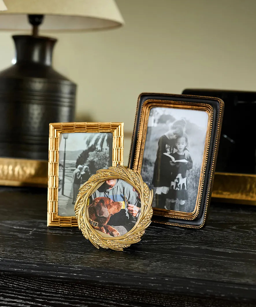 Decorative picture frame with 'French Country Collection' Beaded Photo Frame Black 5x7"