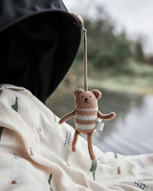 OYOY Bella Bear Pram Toy Clip - Brown 28cm Knitted teddy bear with a pacifier clip