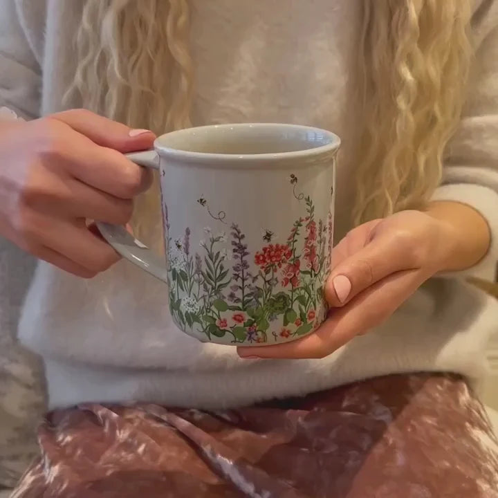 Heathcote & Ivory Busy Bees Mug Set