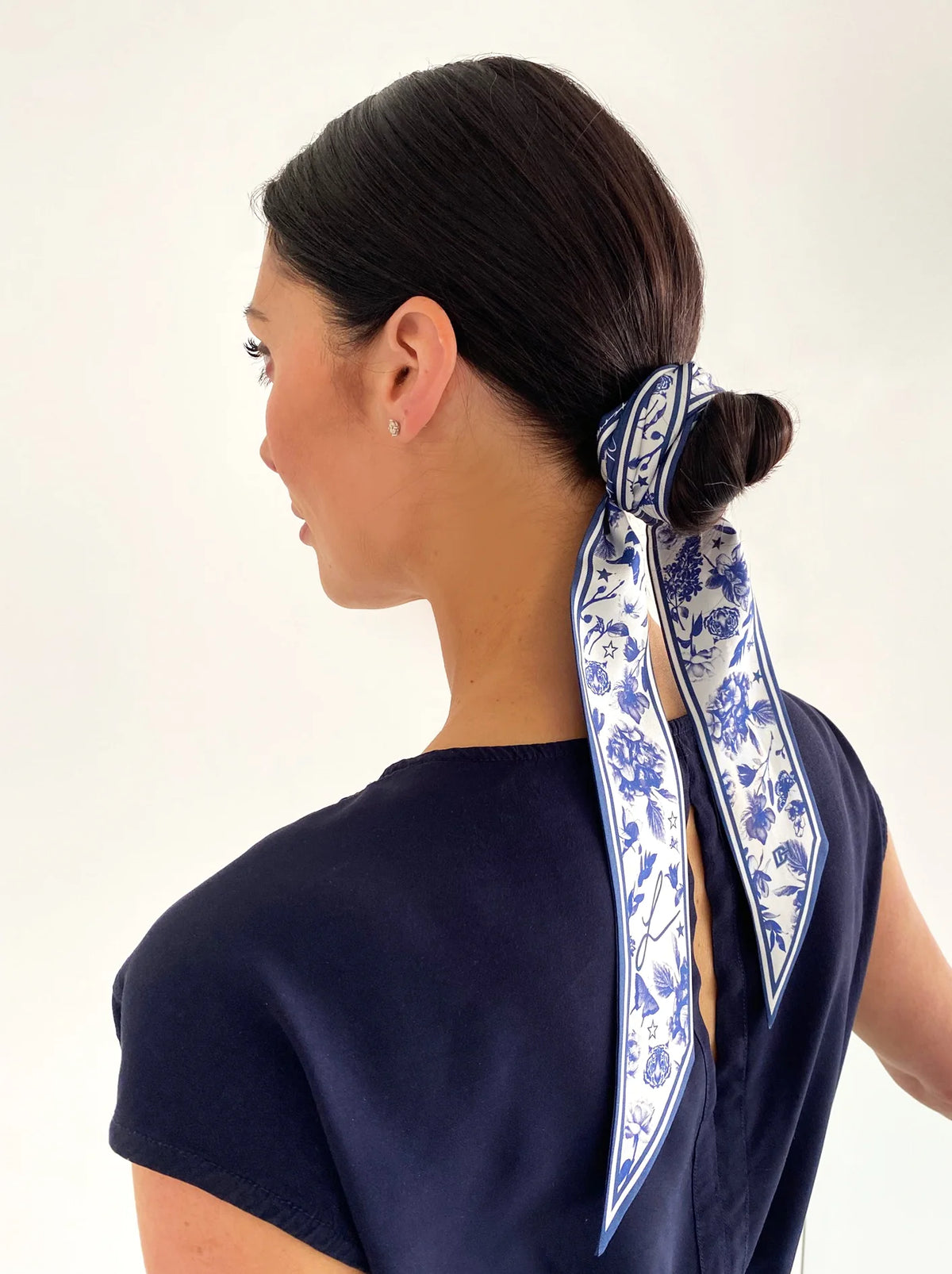 THE SILK Twilly - LOU HELLER CARRIE