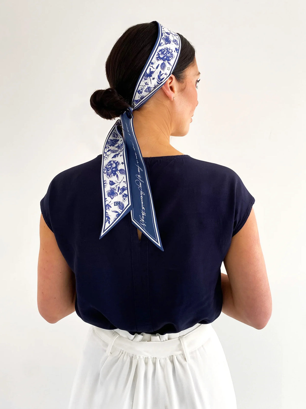 THE SILK Twilly - LOU HELLER CARRIE