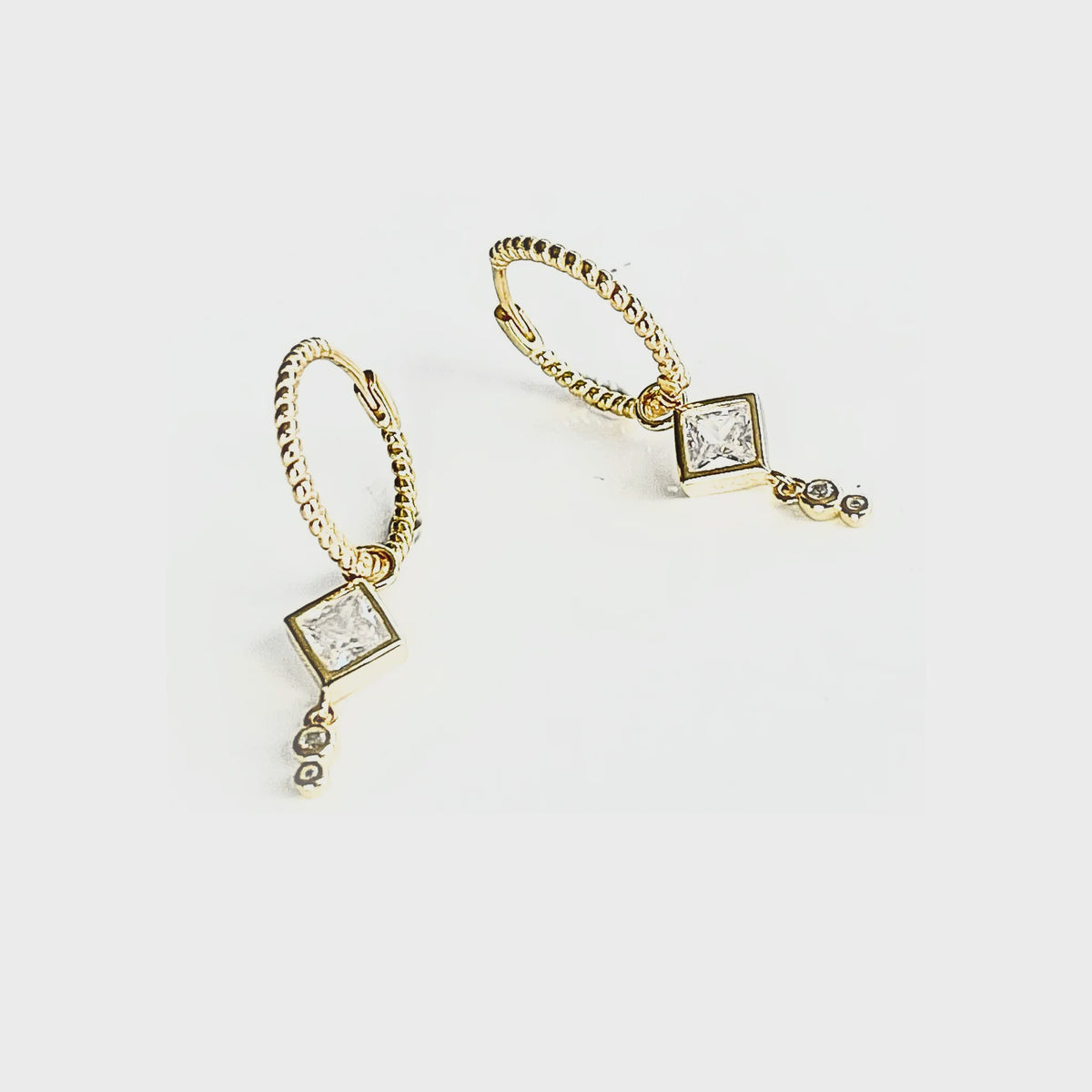 Into the Light - Celeste Earrings - Gold