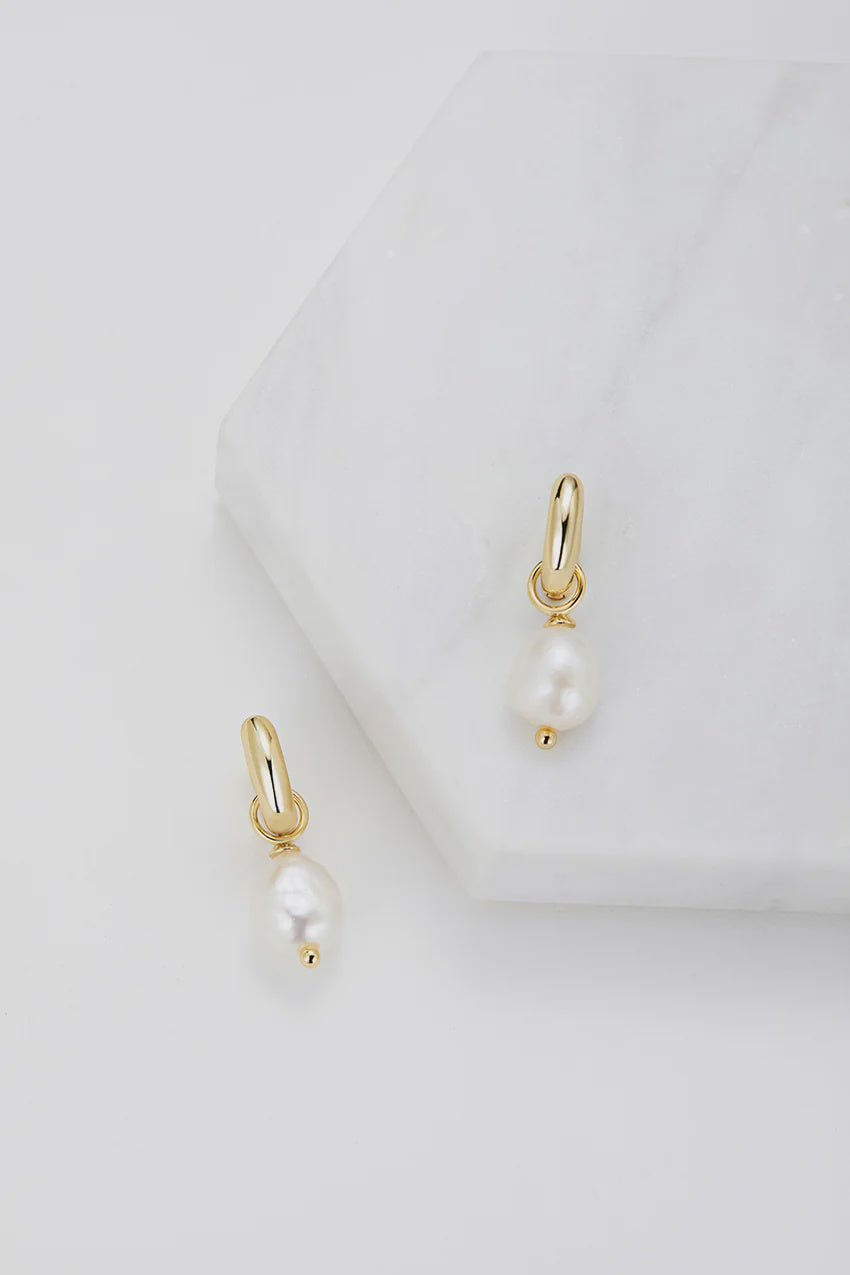 ZAFINO Charlie Mini Hoop - Gold -Pearl Earring