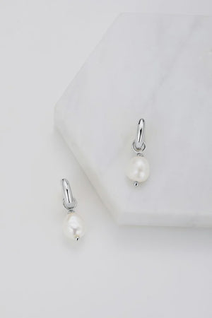 ZAFINO Charlie Mini Hoop - Silver -Pearl Earring