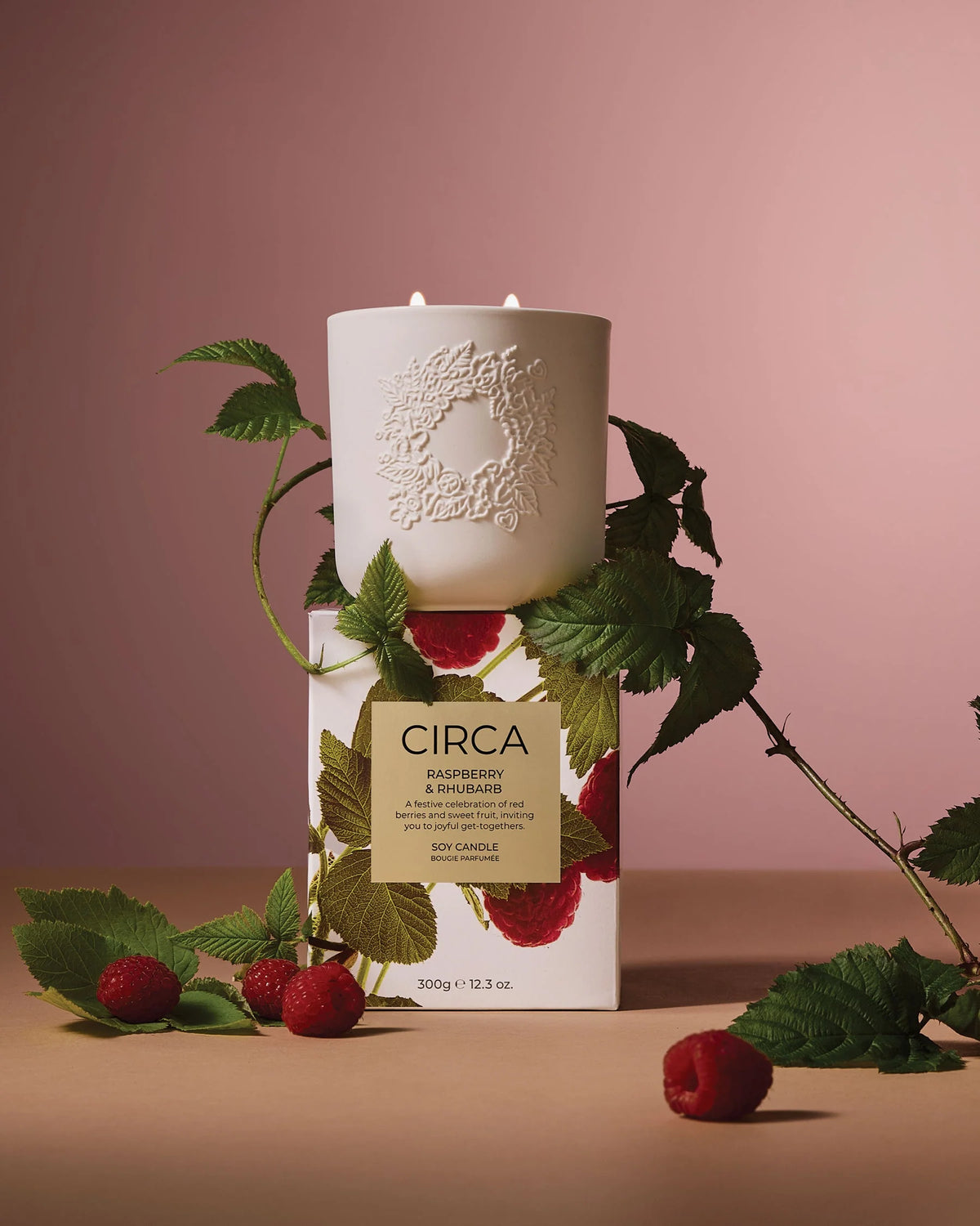 Circa Christmas Candle 300g - Raspberry & Rhubarb
