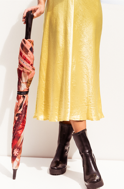 Kelly Thompson x Blunt - Classic