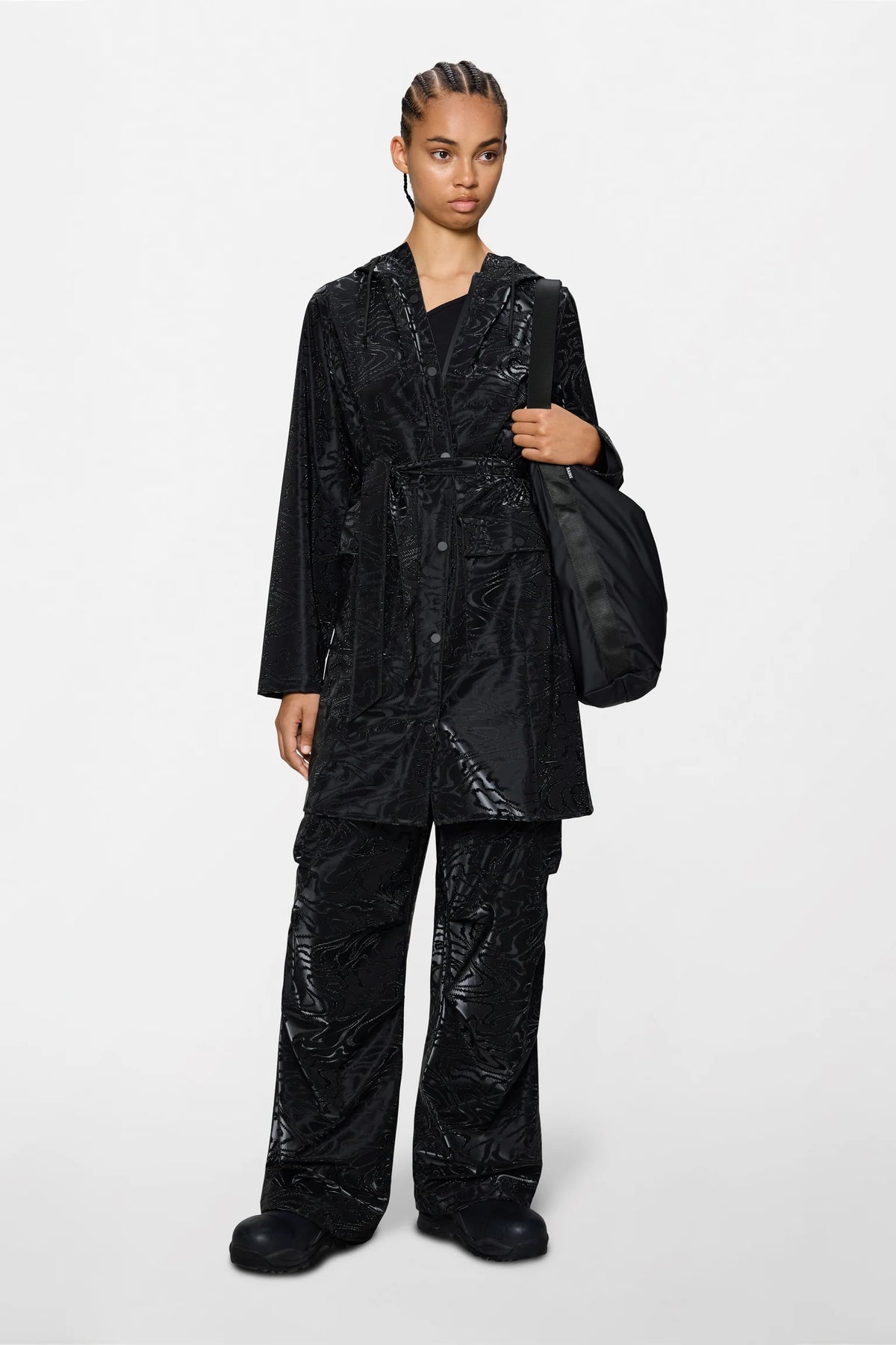 RAINS Curve Long Jacket W3 - Amp Black