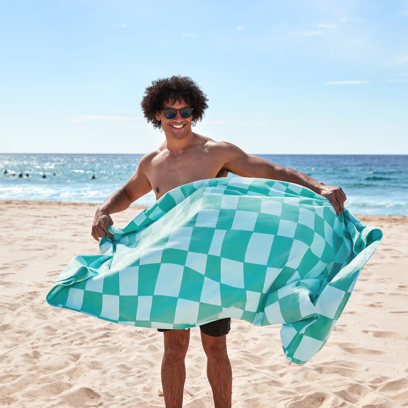 DOCK & BAY Beach Towel Designed Collection L Check Mate