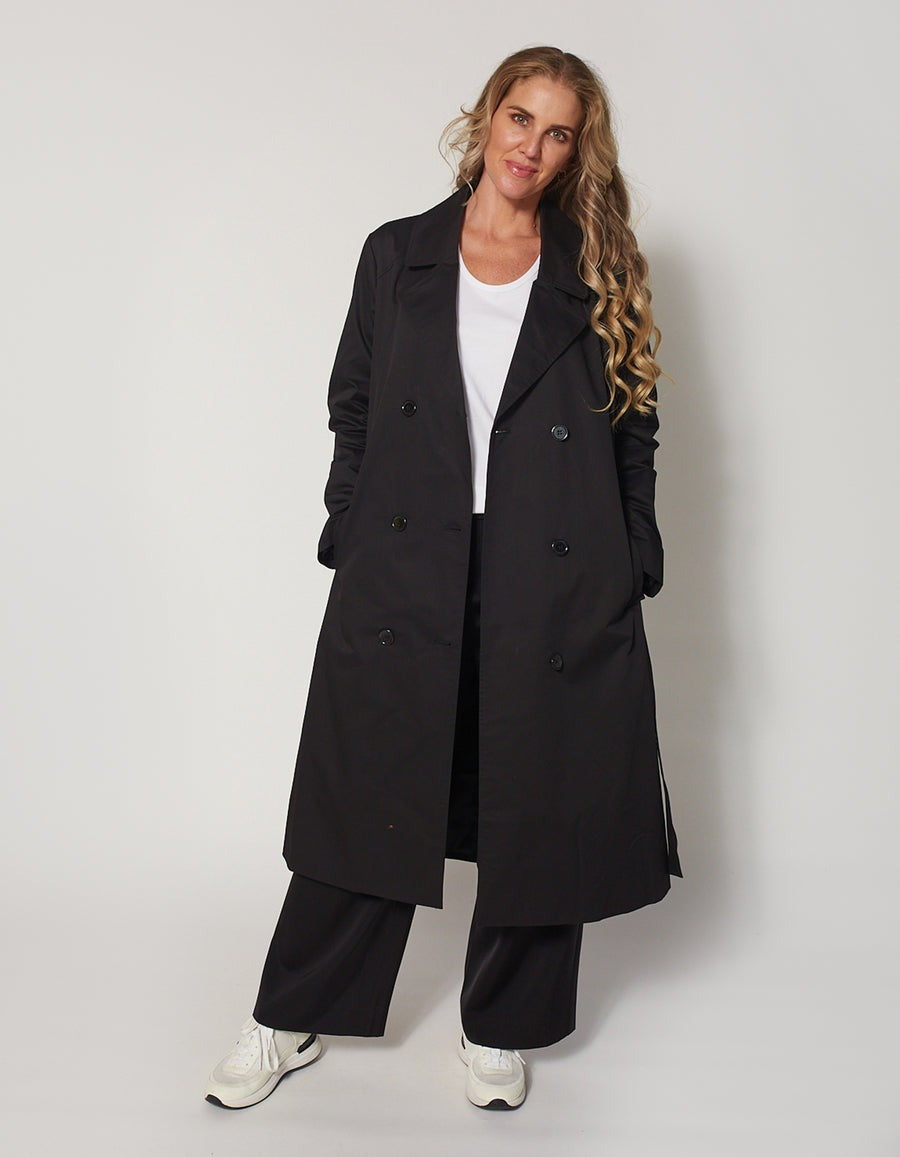 Dear Sutton Panorama Coat - Black
