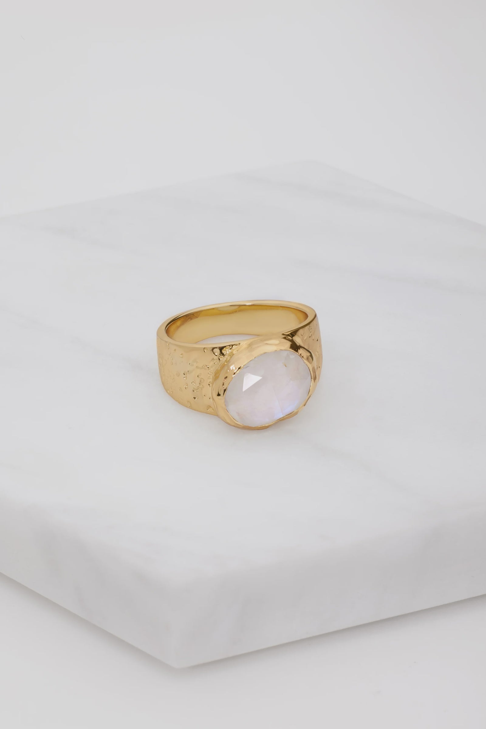 Zafino Australia Daniella Artisan Ring - Moonstone