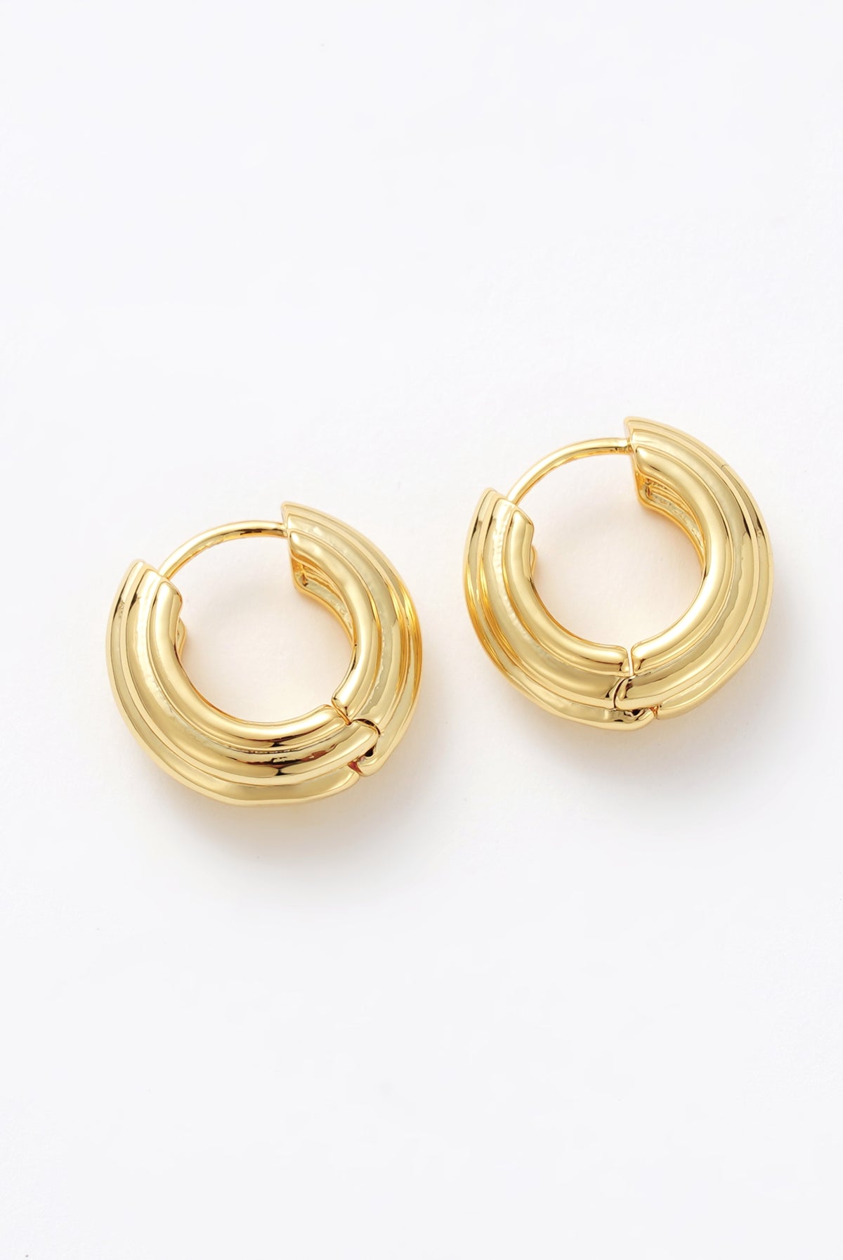 ZAFINO Eliza Hoop - Gold - Earrings