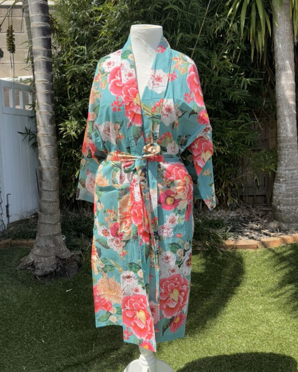 Blazing Daisy Fleur Kimono Robe Lagoon Floral Print