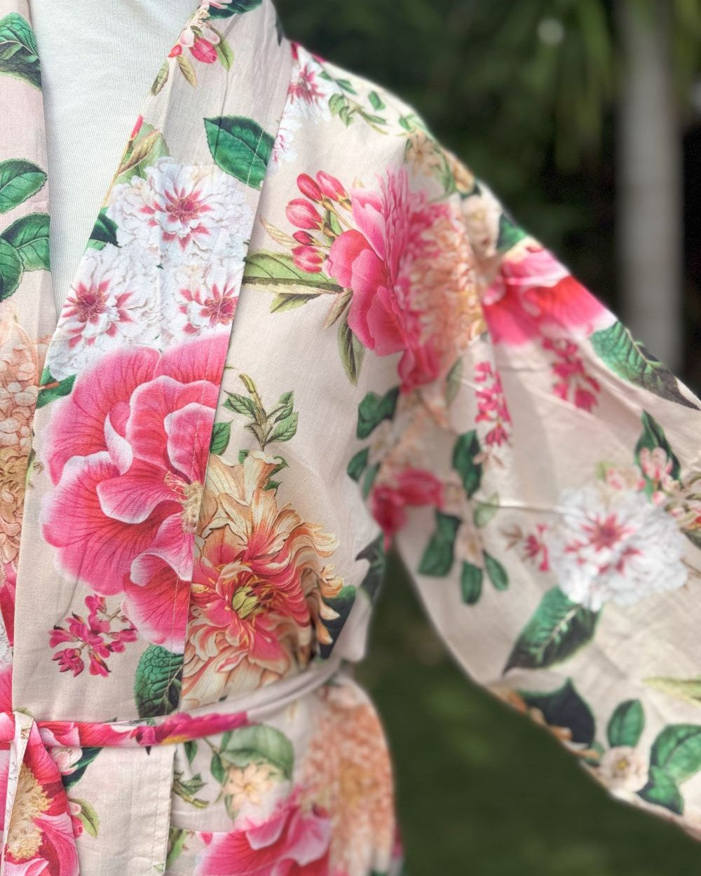 Blazing Daisy Fleur Kimono Robe Sand Floral Print