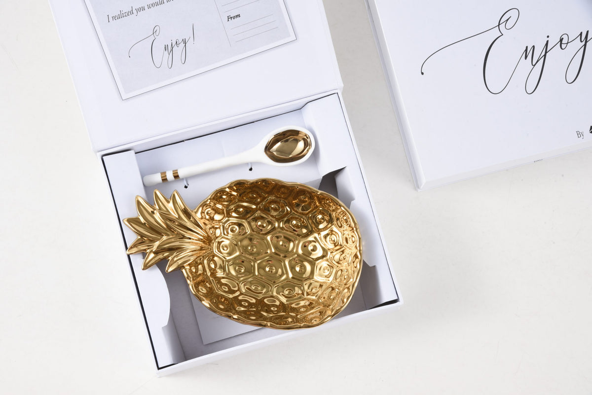Pampa Bay Get Gifty - The Golden Pineapple Set Gold pineapple-shaped dish
