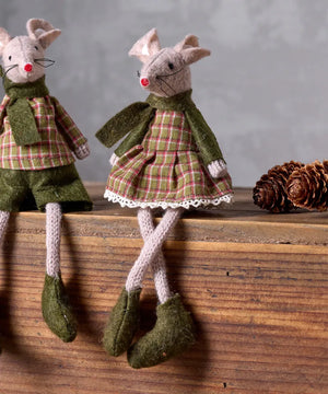 French Country Collections Green Tilly Mouse Sitting Christmas Decoration