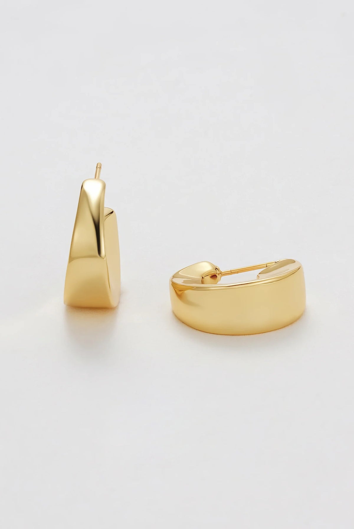 ZAFINO Harper Hoop - Gold - Essential Earring