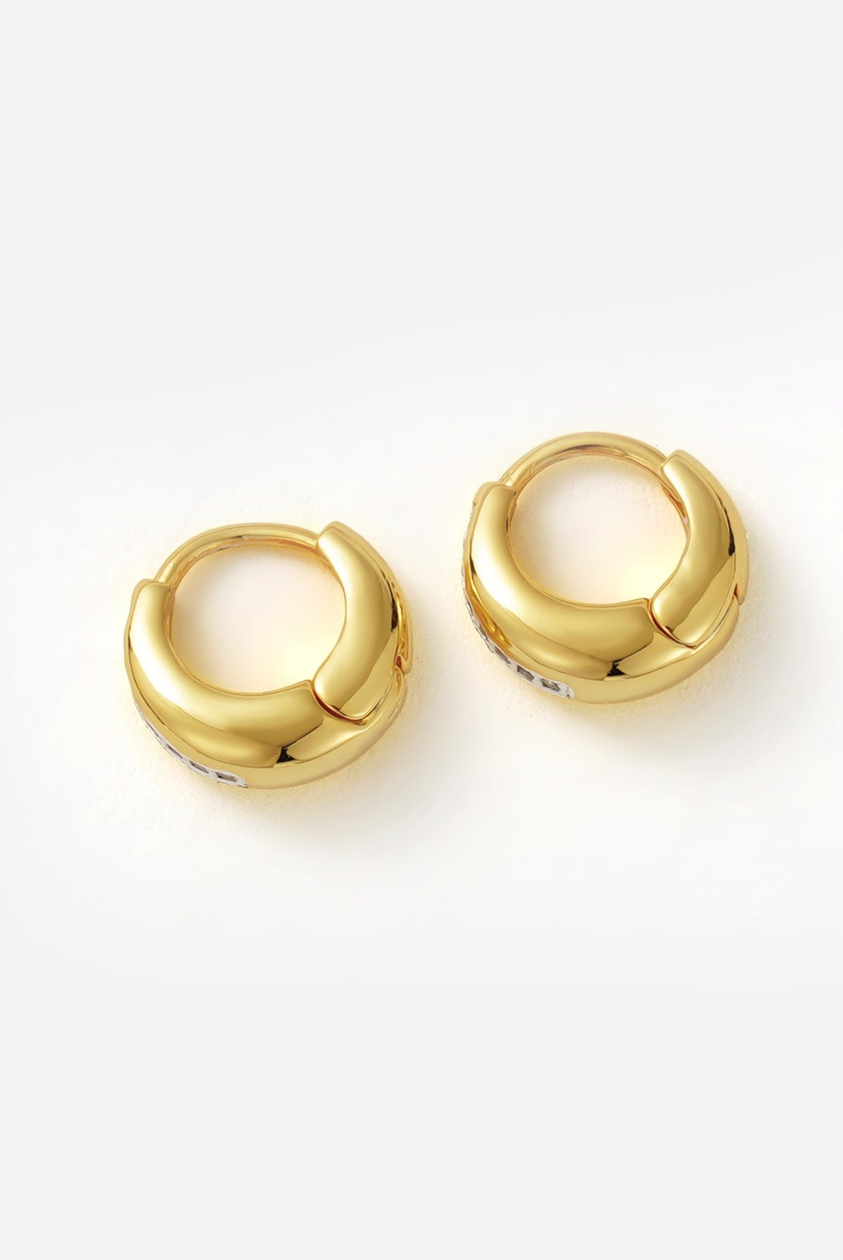 ZAFINO Hayley Huggie - Gold