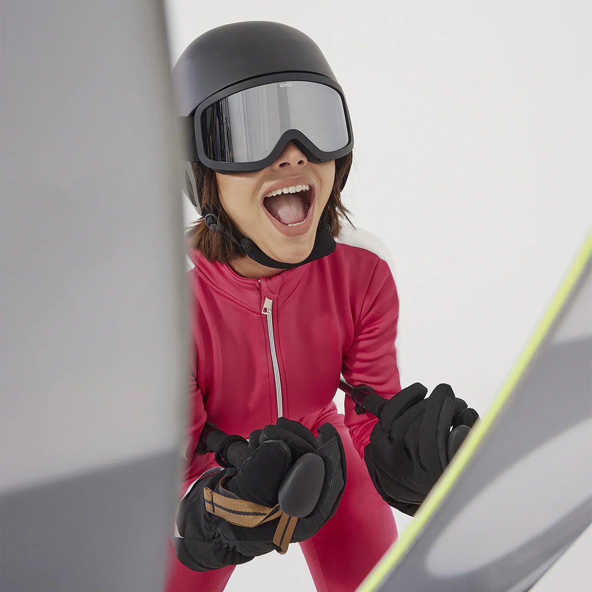 IZIPIZI Sport Snow Goggles Adult All Weather - Black